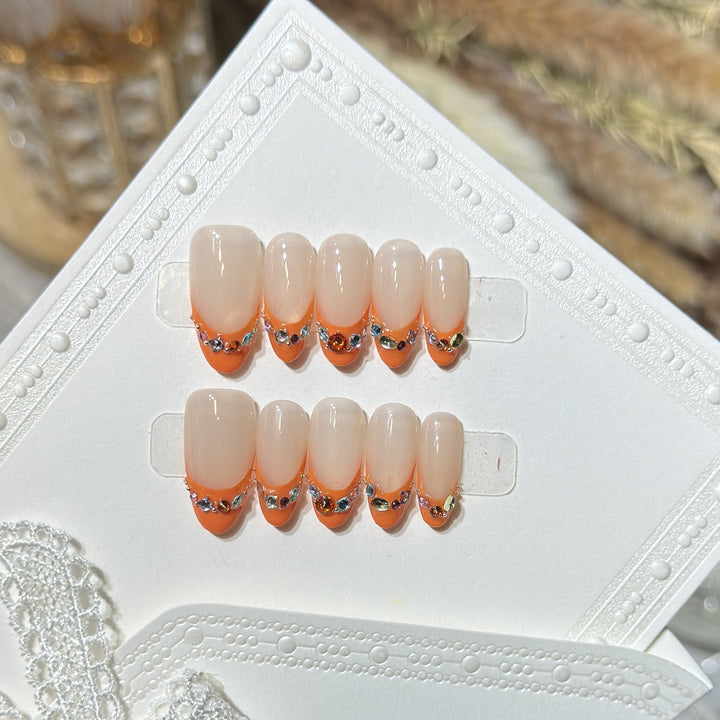 Decorative Press-On Nail Set with Rhinestone Accents Kalsten
