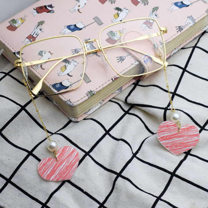 Heart-Shaped Eyewear Chain with Pearl Accents Kalsten