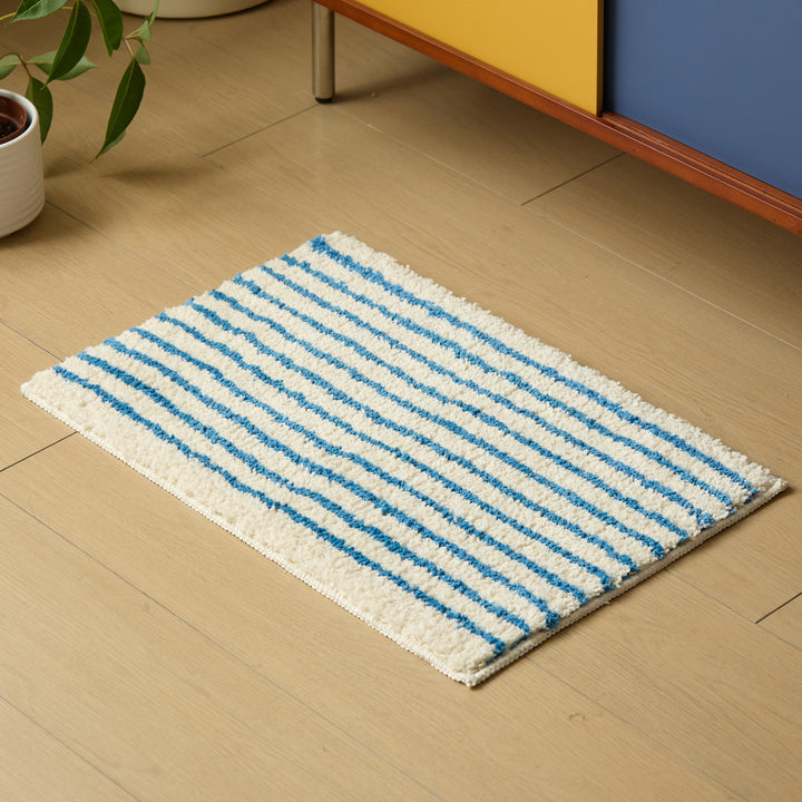 Cozy Striped Plush Bath Mat Kalsten