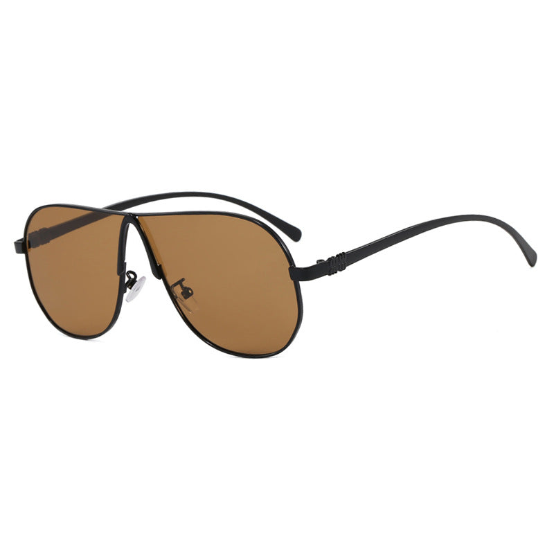 Women oversized sunglasses with modern design Kalsten
