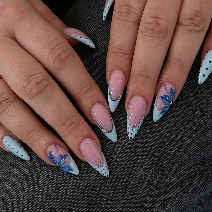 Artificial Nail Set with Decorative Polka Dots and Floral Accents Kalsten