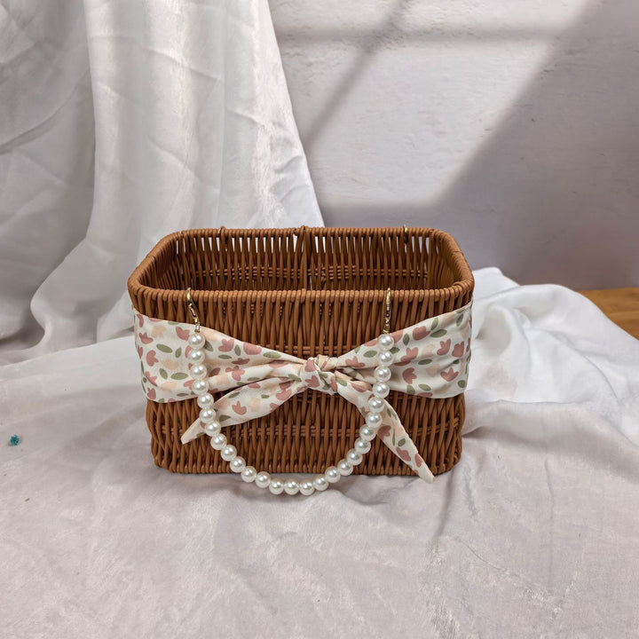 Women's stylish rattan container with pearl handle Kalsten