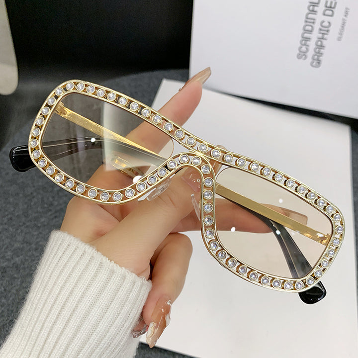 Women's extravagant Cat-Eye sunglasses with golden accents Kalsten