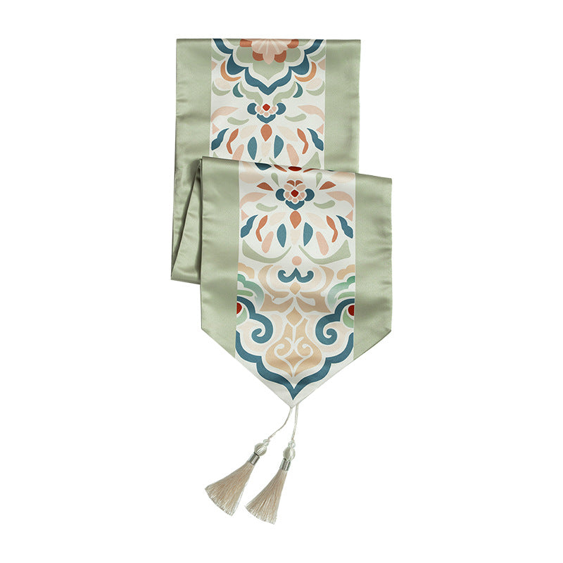Decorative table runner with oriental tile pattern and tassels Kalsten