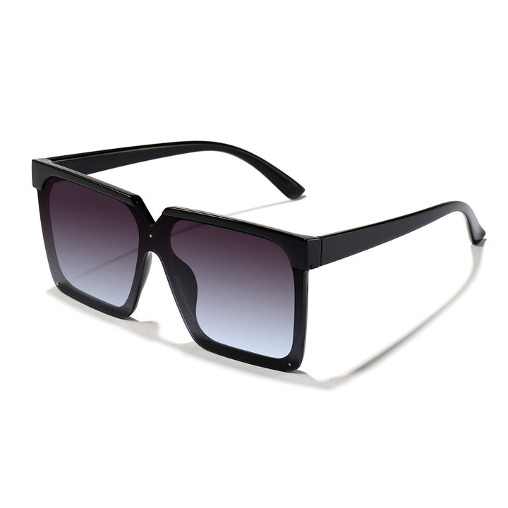 Women extravagantly designed sunglasses Kalsten