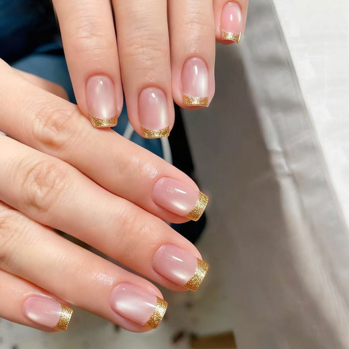 Artificial nails with polka dots Kalsten