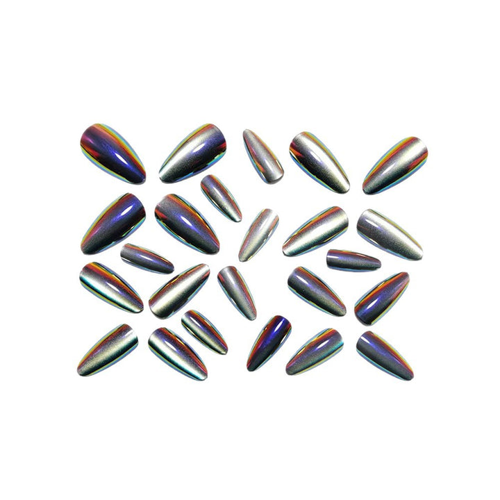 High-gloss artificial nails in modern metallic look Kalsten