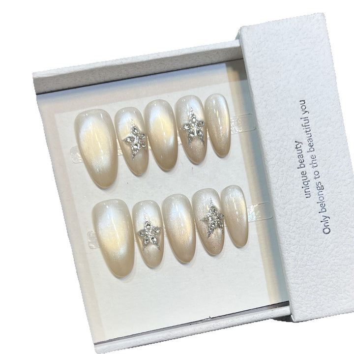 Star-Embellished Press-On Nail Art Set Kalsten