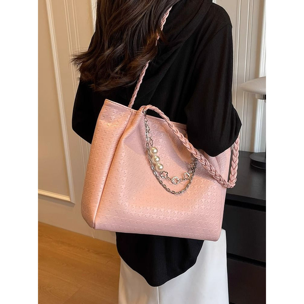 Luxurious Textured Handbag Kalsten