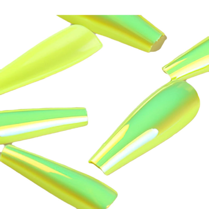 Glossy Artificial Nails Set Kalsten