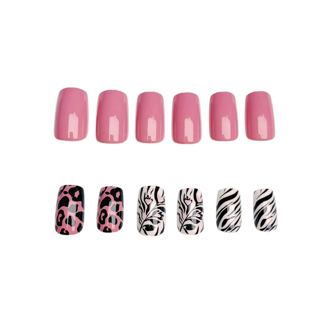 Fashionable animal motif artificial nails Kalsten