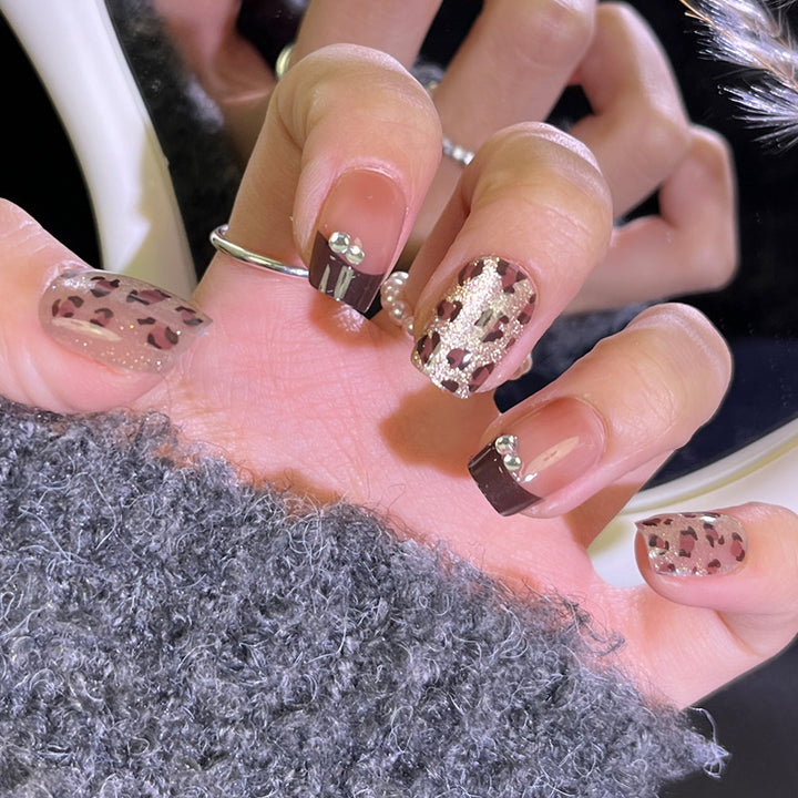 Stylish Press-On Nail Set with Artistic Leopard Design Kalsten