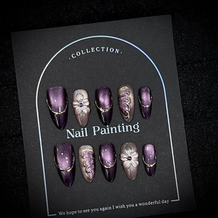 Elegant Floral Design Press-On Nail Set