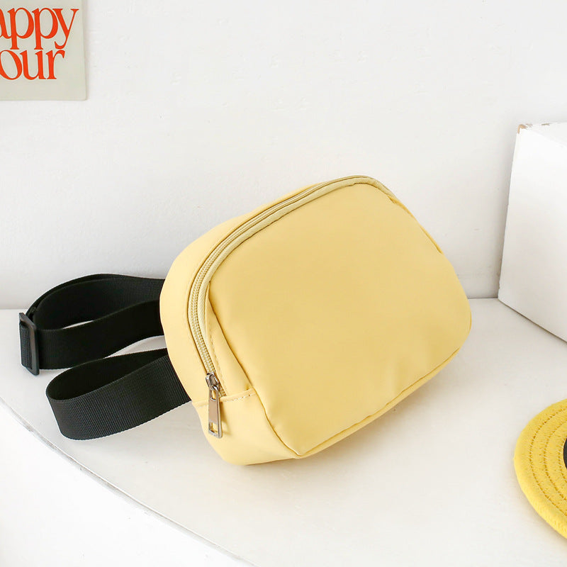 Fashionable fanny pack in minimalist form Kalsten