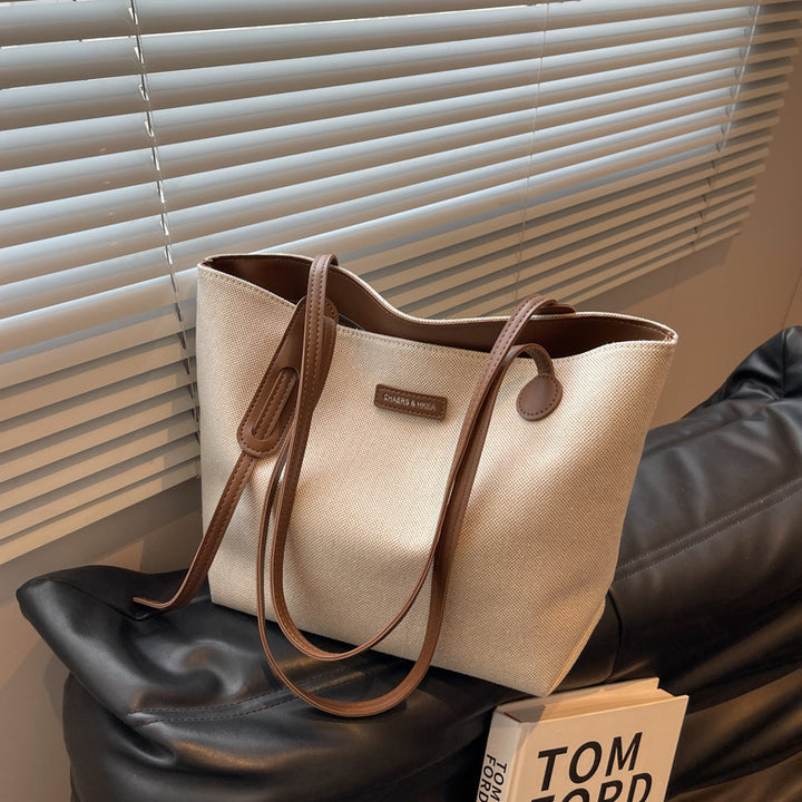 Spacious Utility Tote Kalsten