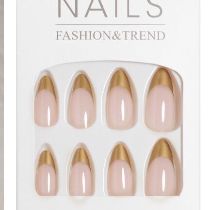 Elegant DIY Nail Tips Kalsten