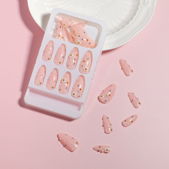 Creative DIY Press-On Nail Kit Kalsten