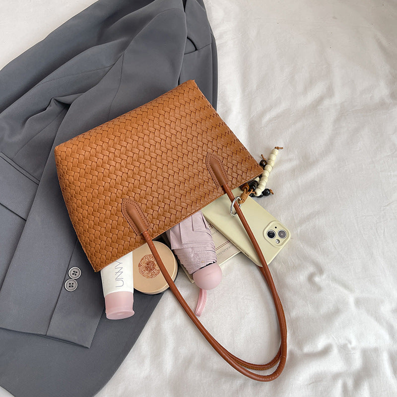 Textured Woven Shopping Tote