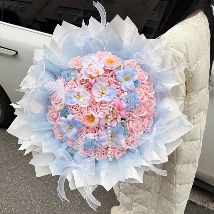 Exquisite Floral Bouquet Arrangement