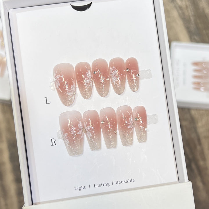 Elegant Floral-Inspired Press-On Nail Set Kalsten