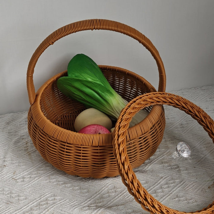 Handcrafted Woven Picnic Basket Kalsten