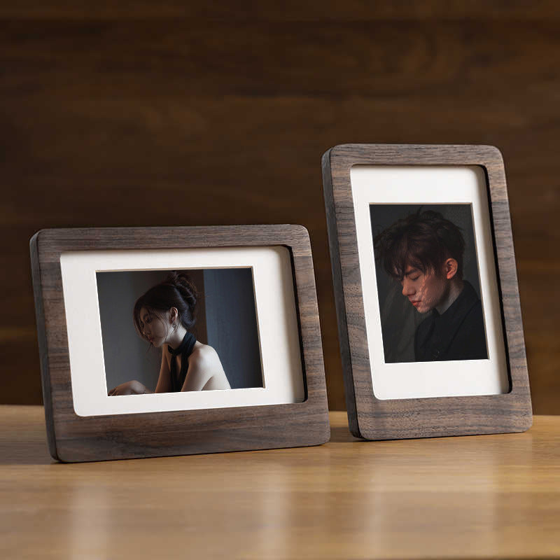 Modern Elegant Photo Frame