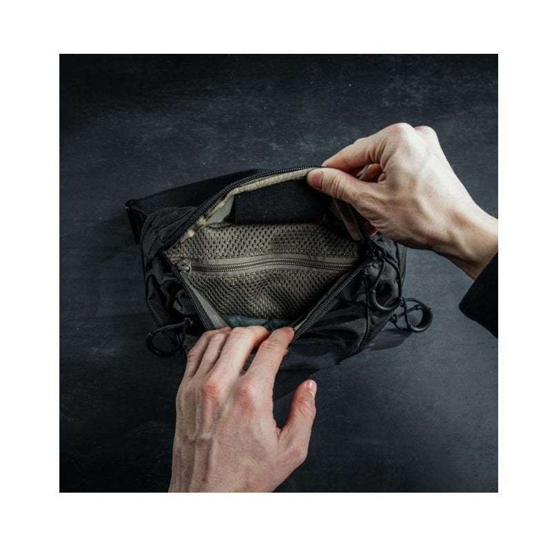 Practical waist bag with multiple compartments Kalsten