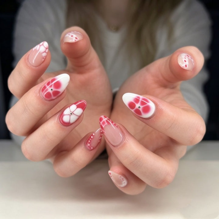Artificial Nail Tips with Exciting Design and Elegant Accents Kalsten