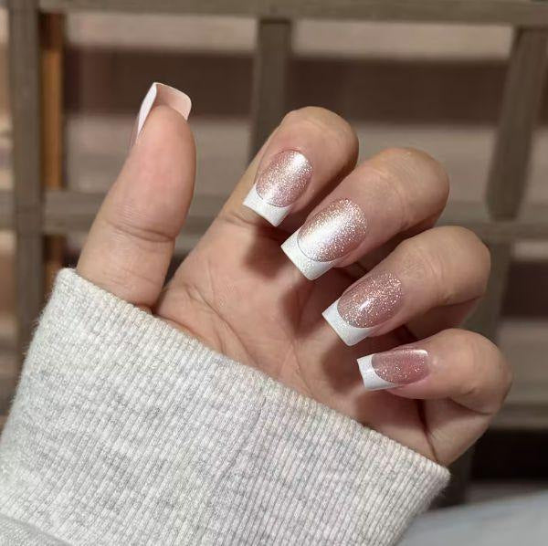 Elegant French Tip Nail Art Kalsten