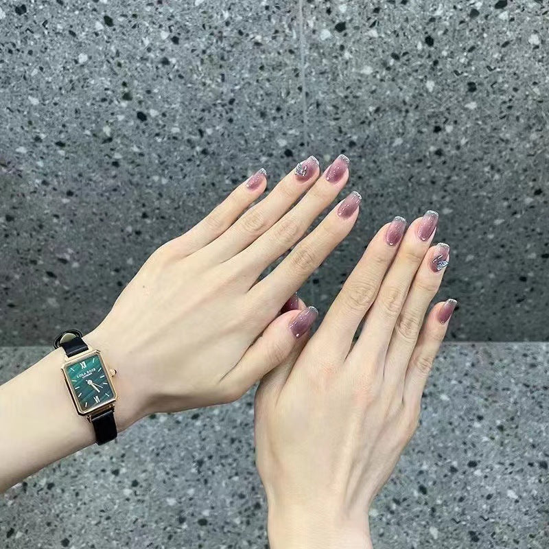 Glamorous Floral Embellished Press-On Nails