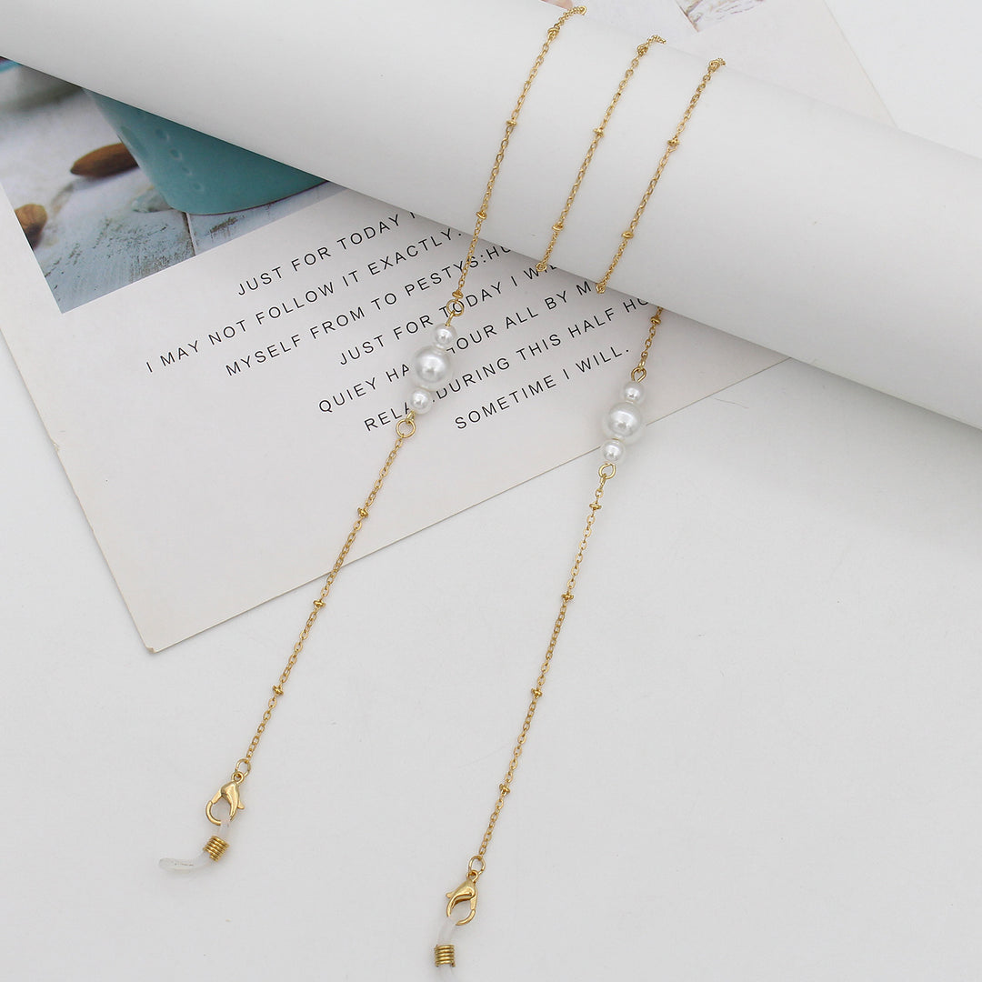 Elegant Pearl Chain Eyewear Holder Kalsten