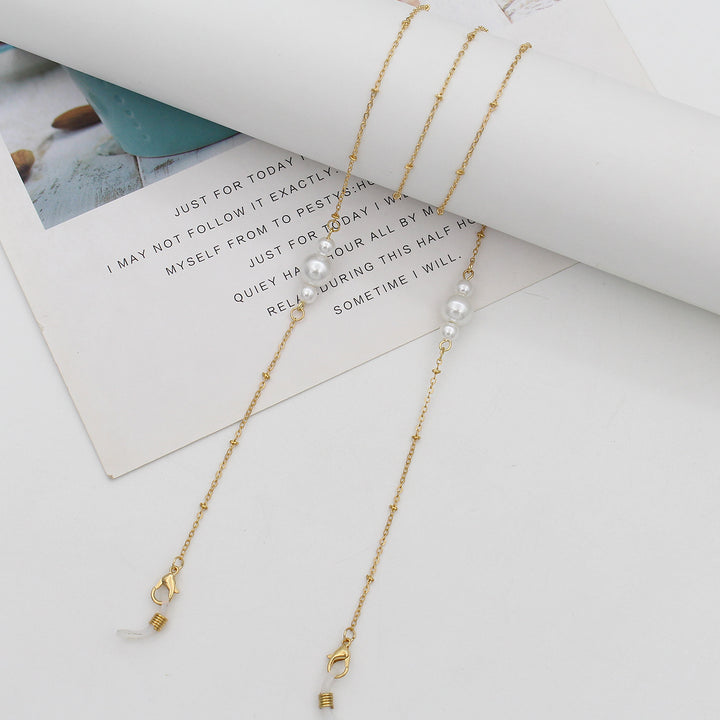 Elegant Pearl Chain Eyewear Holder Kalsten