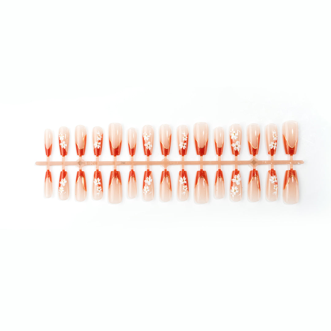 Artificial Nail Set with Floral Accents Kalsten