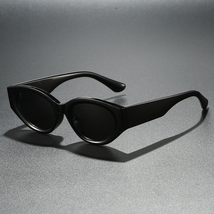 Women Cat-Eye Sunglasses with modern, transparent frame and UV protection Kalsten