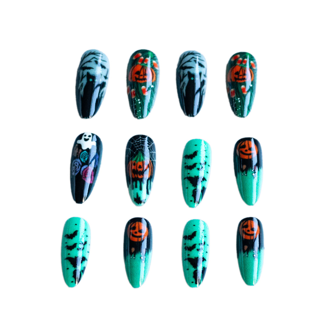 Halloween-Themed Press-On Nail Art Kalsten