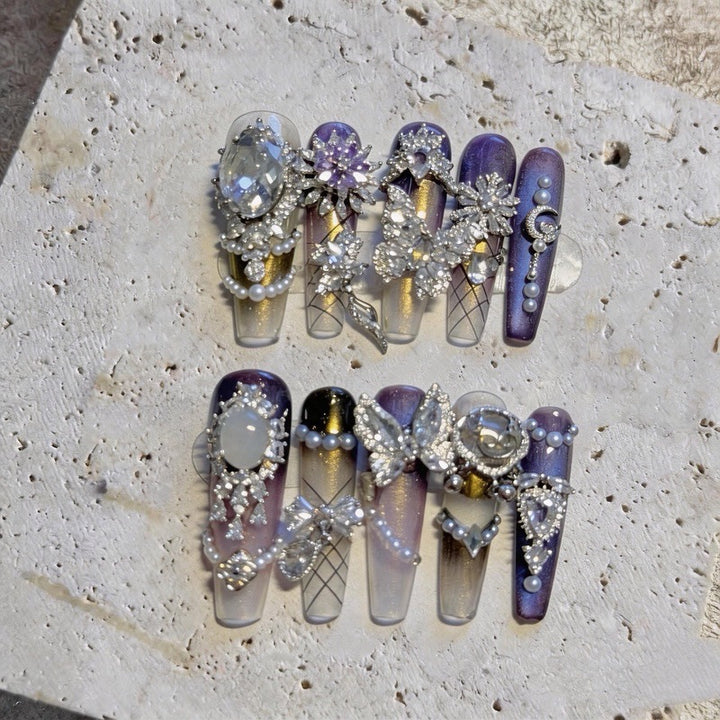 Luxurious Rhinestone Decorative Press-On Nails