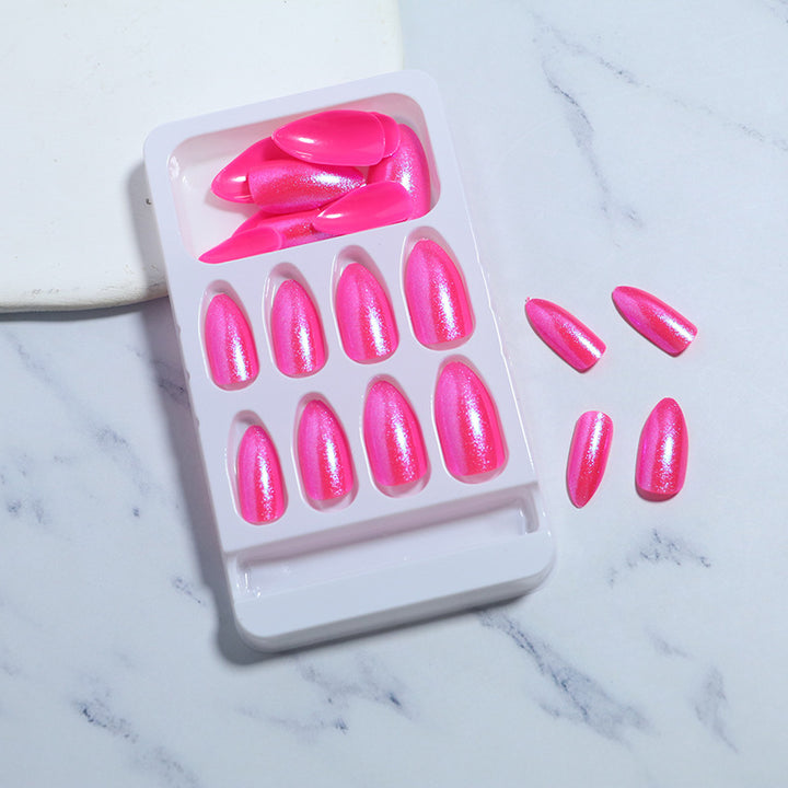 Glossy Press-On Nail Set with Iridescent Shine Kalsten