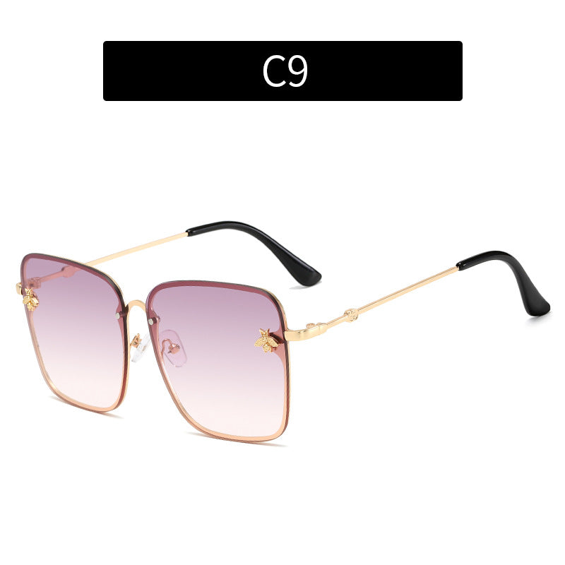 Elegant Oversized Square Frame Sunglasses