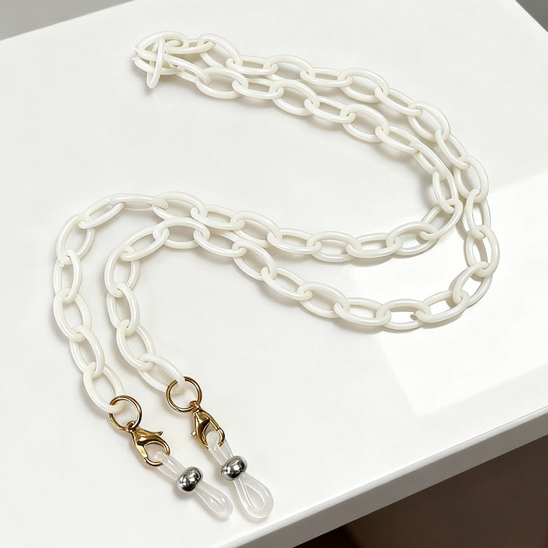 Fashionable Chain Eyewear Holder Kalsten