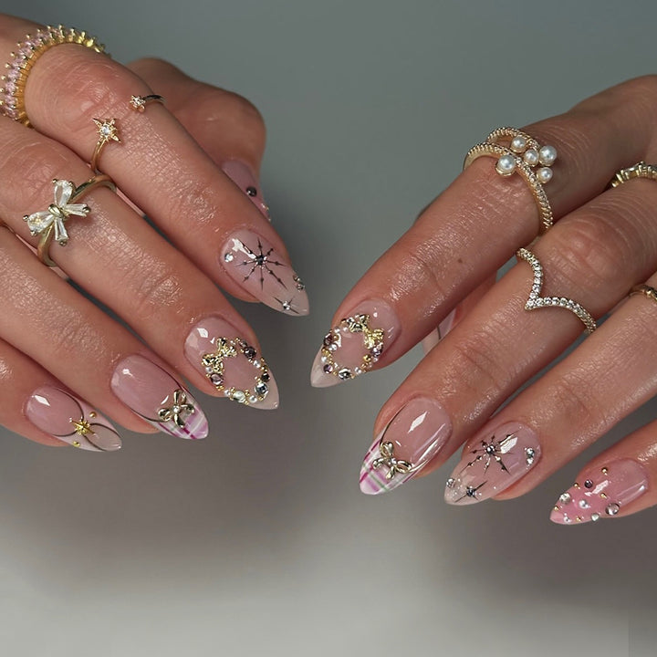 Artificial nails with luxurious 3D applications and elegant decorations Kalsten