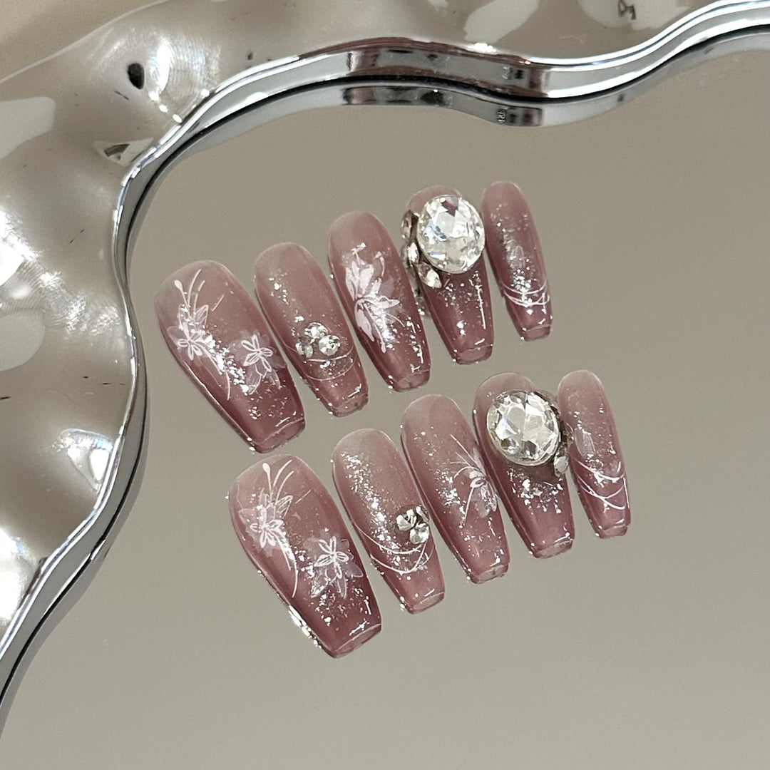 Sparkling Floral Pattern Press-On Nail Set