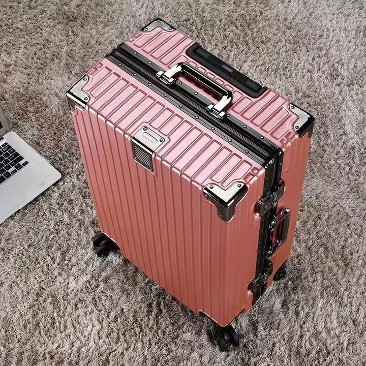 Hard Shell Suitcase with Innovative 360-Degree Rolling System Kalsten