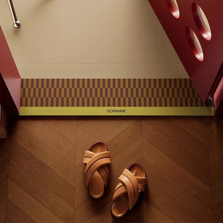 Stylish Checkered Entrance Mat