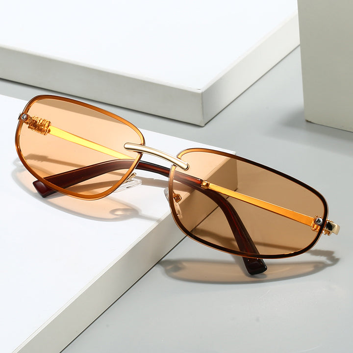 Luxurious Vintage-Inspired Gradient Sunglasses Kalsten