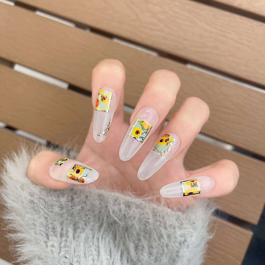 Artistic Nature-Themed Press-On Nail Set