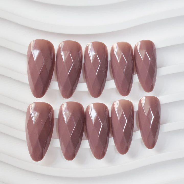 Premium Glossy Diamond-Shaped Press-On Nails Kalsten