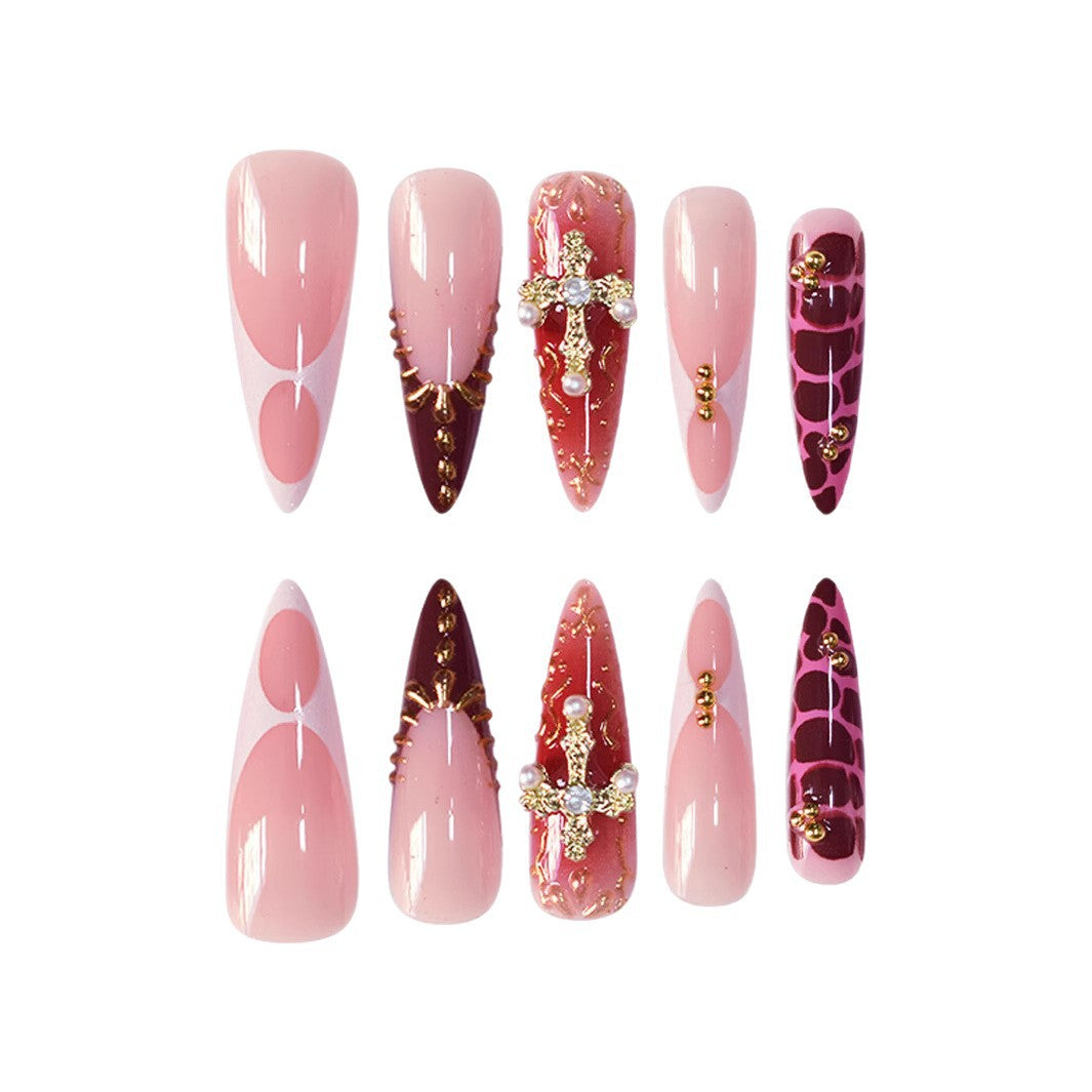 Ornate Nail Art Kalsten