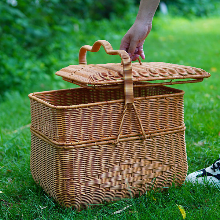 Decorative Wicker Storage Container Kalsten