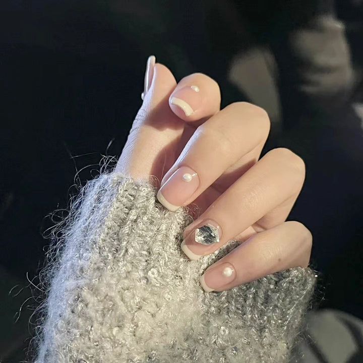 Elegant Gemstone-Embellished Press-On Nail Set Kalsten