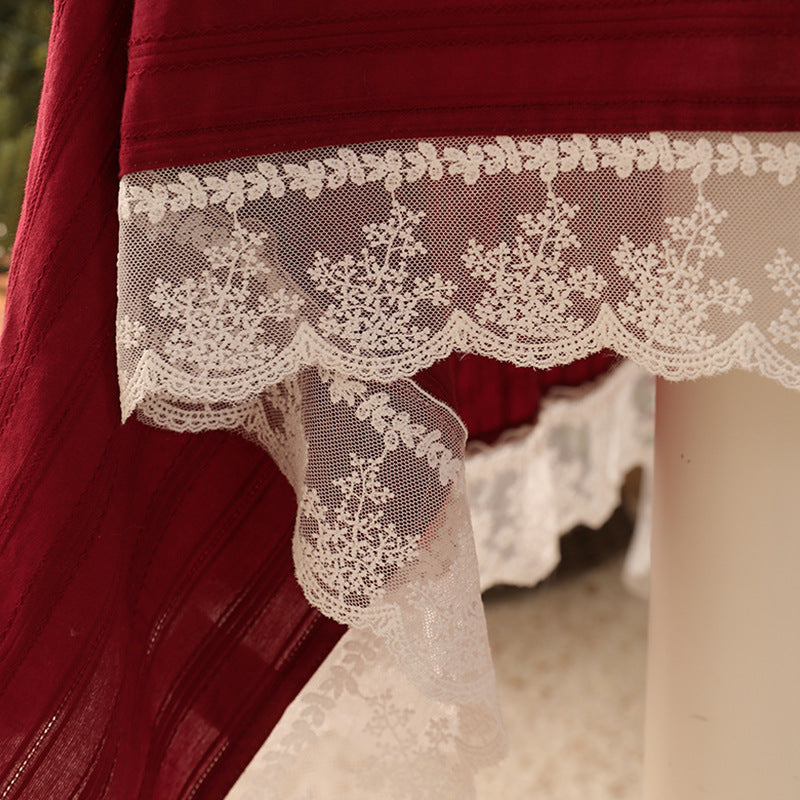 Rectangular festive tablecloth with lace border and fine waffle texture Kalsten
